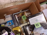 Lot 84 - diverse prijzen. 2 dozen - afbeelding 4 van  5