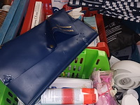 Lot 84 - lot persoonlijke verzorging - afbeelding 5 van  6