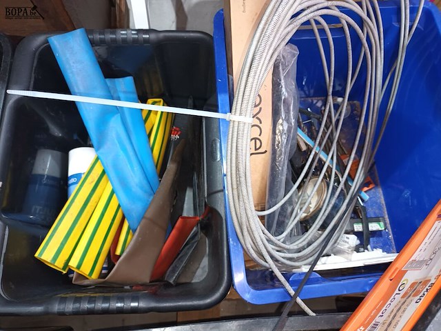 Lot 84 - materiaal voor elektrische installaties - afbeelding 6 van  8