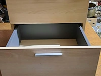 Lot 84 - moderne nachttafel - afbeelding 3 van  3