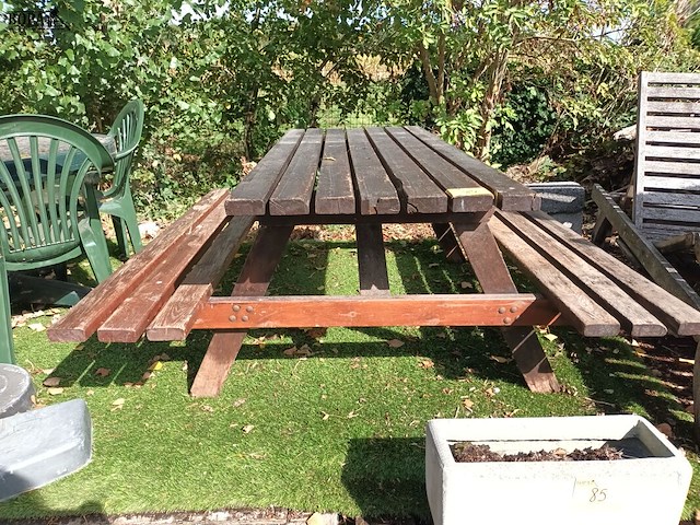 Lot 84 - picknick tafel - afbeelding 2 van  2