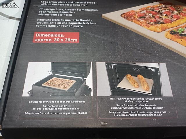 Lot 84 - pizza stenen en leistenen - afbeelding 2 van  3