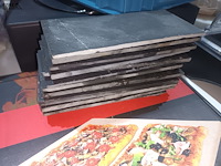 Lot 84 - pizza stenen en leistenen - afbeelding 3 van  3