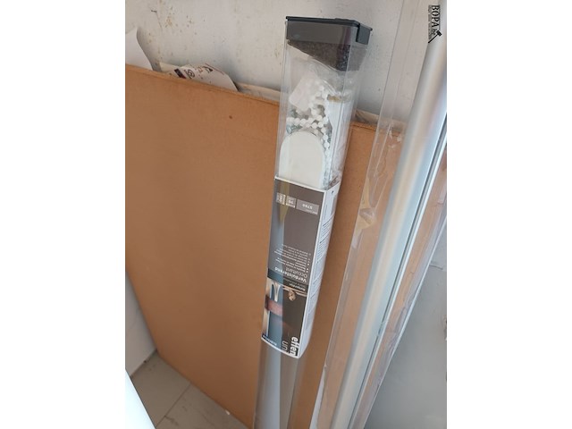 Lot 84 - rolgordijn. 2 stuks - afbeelding 2 van  4