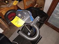 Lot 84 - scootmobiel invacare colibri - afbeelding 6 van  6