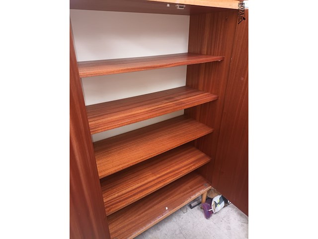 Lot 84 - vintage boekenkast - afbeelding 4 van  4