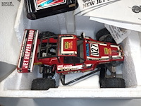 Lot 84 - vintage taiyo jet hopper rc buggy - afbeelding 4 van  5