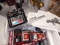 Lot 84 - vintage taiyo jet hopper rc buggy - afbeelding 5 van  5