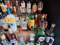 Lot 85 - aangebroken flessen drank - afbeelding 3 van  4