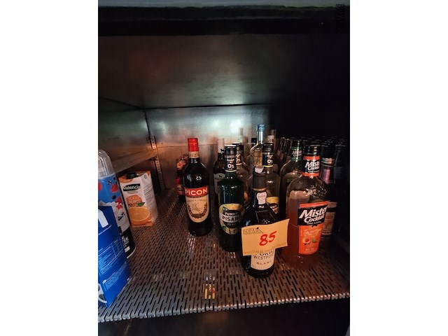 Lot 85 - aangebroken flessen drank - afbeelding 4 van  4