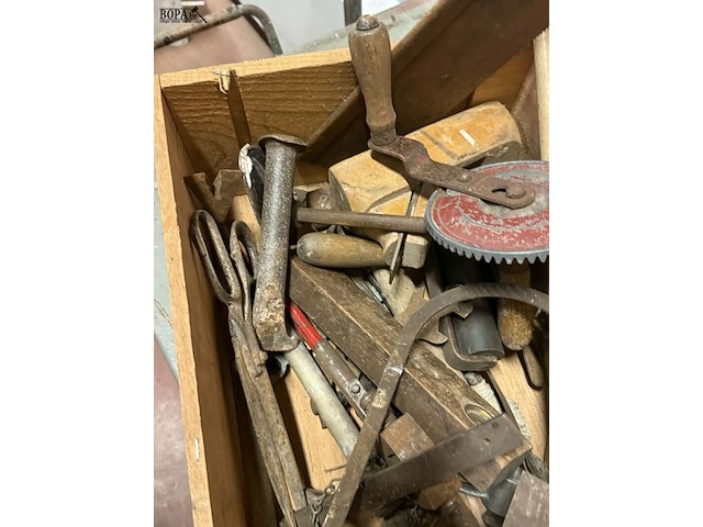 Lot 85 - assortiment handgereedschap circa 15 stuks - afbeelding 4 van  5