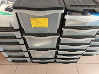 Lot 85 - bureaustoelen en kruk. 5 stuks - afbeelding 5 van  5