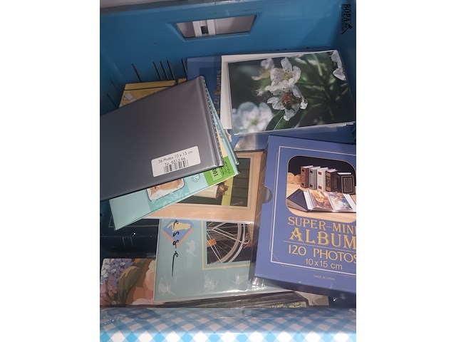 Lot 85 - foto albums - afbeelding 2 van  4