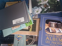 Lot 85 - foto albums - afbeelding 2 van  4