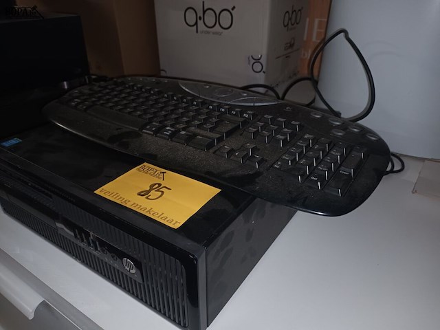 Lot 85 - hp desktop en toetsenbord - afbeelding 3 van  3