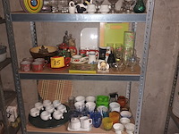 Lot 85 - keukenmateriaal en huisraad - afbeelding 1 van  5