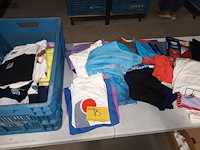 Lot 85 - kledij - afbeelding 1 van  5