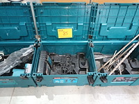 Lot 85 - koffers makita met boren en lader - afbeelding 1 van  6