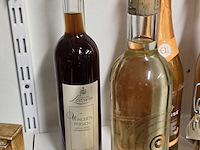 Lot 85 - lot diverse drank 8 flessen - afbeelding 2 van  4