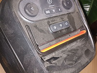 Lot 85 - partybox jbl - afbeelding 3 van  4