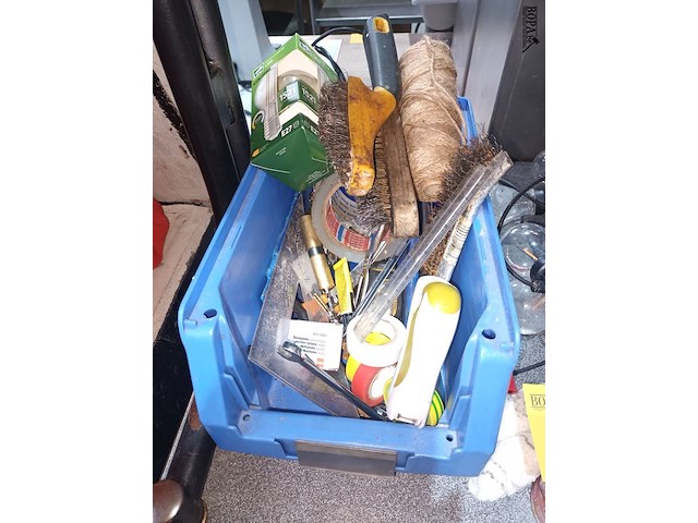 Lot 85 - prikkabel en werkmateriaal - afbeelding 3 van  5