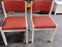 Lot 85 - set deense vintage eetkamerstoelen - stuks - oranje - afbeelding 1 van  4