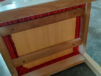 Lot 85 - set deense vintage eetkamerstoelen - stuks - oranje - afbeelding 3 van  4