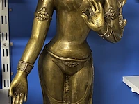 Lot 85 - staand bronzen beeld boeddhistische godin tara