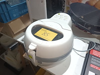 Lot 85 - tefal airfryer - afbeelding 1 van  5