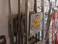 Lot 853 - trapladders. 4 stuks - afbeelding 2 van  4