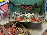 Lot 86 - assortiment tuingereedschap en handgereedschap: oa snoeischa - afbeelding 2 van  2