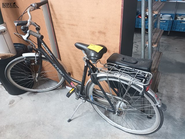 Lot 86 - damesfiets navigator - afbeelding 1 van  3