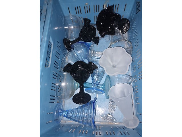 Lot 86 - ijscoupes - afbeelding 2 van  3