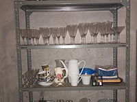 Lot 86 - keukenmateriaal en huisraad - afbeelding 2 van  5