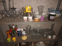 Lot 86 - keukenmateriaal en huisraad - afbeelding 4 van  5
