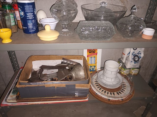Lot 86 - keukenmateriaal en huisraad - afbeelding 5 van  5