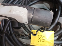 Lot 86 - laadkabels. 2 stuks - afbeelding 1 van  7