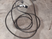 Lot 86 - laadkabels. 2 stuks - afbeelding 5 van  7