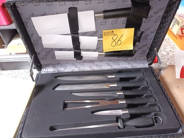 Lot 86 - messenset in koffer - afbeelding 3 van  3