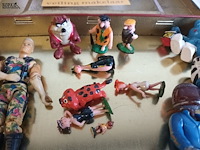Lot 86 - miniatuur figuren. 13 stuks - afbeelding 4 van  4