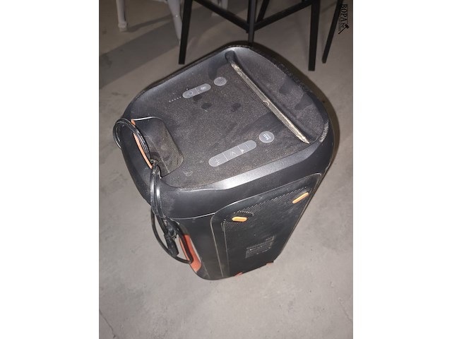 Lot 86 - partybox jbl - afbeelding 2 van  3