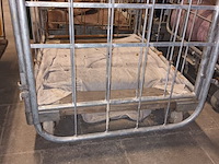 Lot 86 - rolcontainer - afbeelding 2 van  2