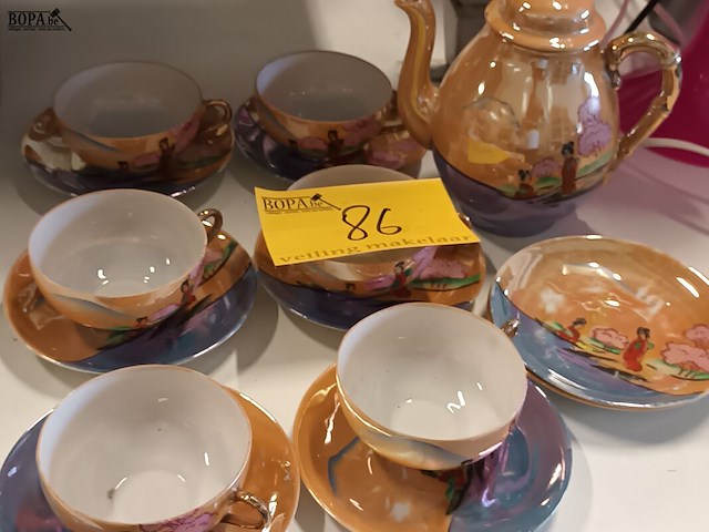Lot 86 - thee servies. 15 stuks - afbeelding 1 van  4