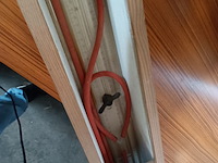Lot 861 - meettoestel in houten bak - afbeelding 3 van  4