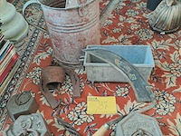 Lot 87 - antieken ijzerwaren decoratief - afbeelding 1 van  3