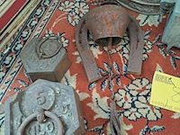 Lot 87 - antieken ijzerwaren decoratief - afbeelding 2 van  3
