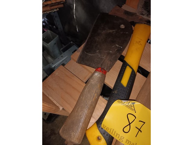 Lot 87 - bijlen en hakmes. 3 stuks - afbeelding 3 van  3