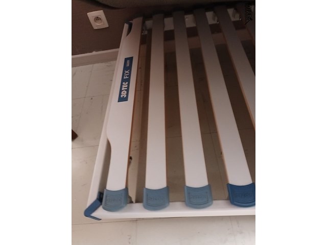 Lot 87 - eenpersoonsbed - afbeelding 3 van  3