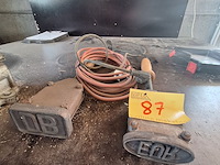 Lot 87 - elektrische merkijzers - afbeelding 3 van  3