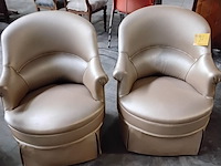 Lot 87 - fauteuil kindel modern baroque dorothy drapers lily chair - - afbeelding 1 van  4